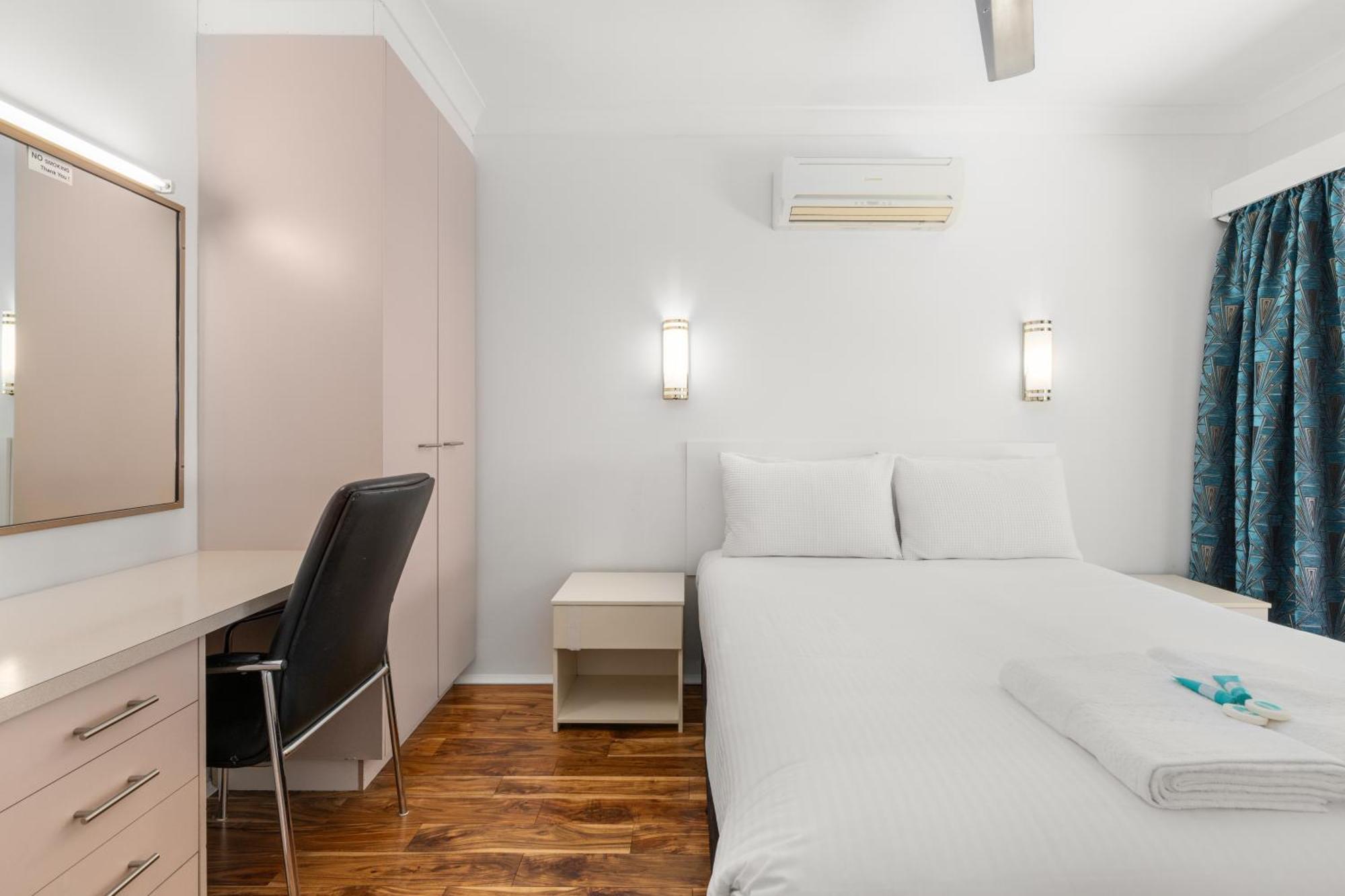 Motel Miramar นัมบัคคาเฮดส์ ภายนอก รูปภาพ