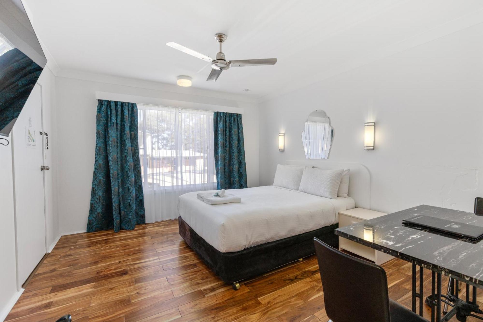 Motel Miramar นัมบัคคาเฮดส์ ภายนอก รูปภาพ