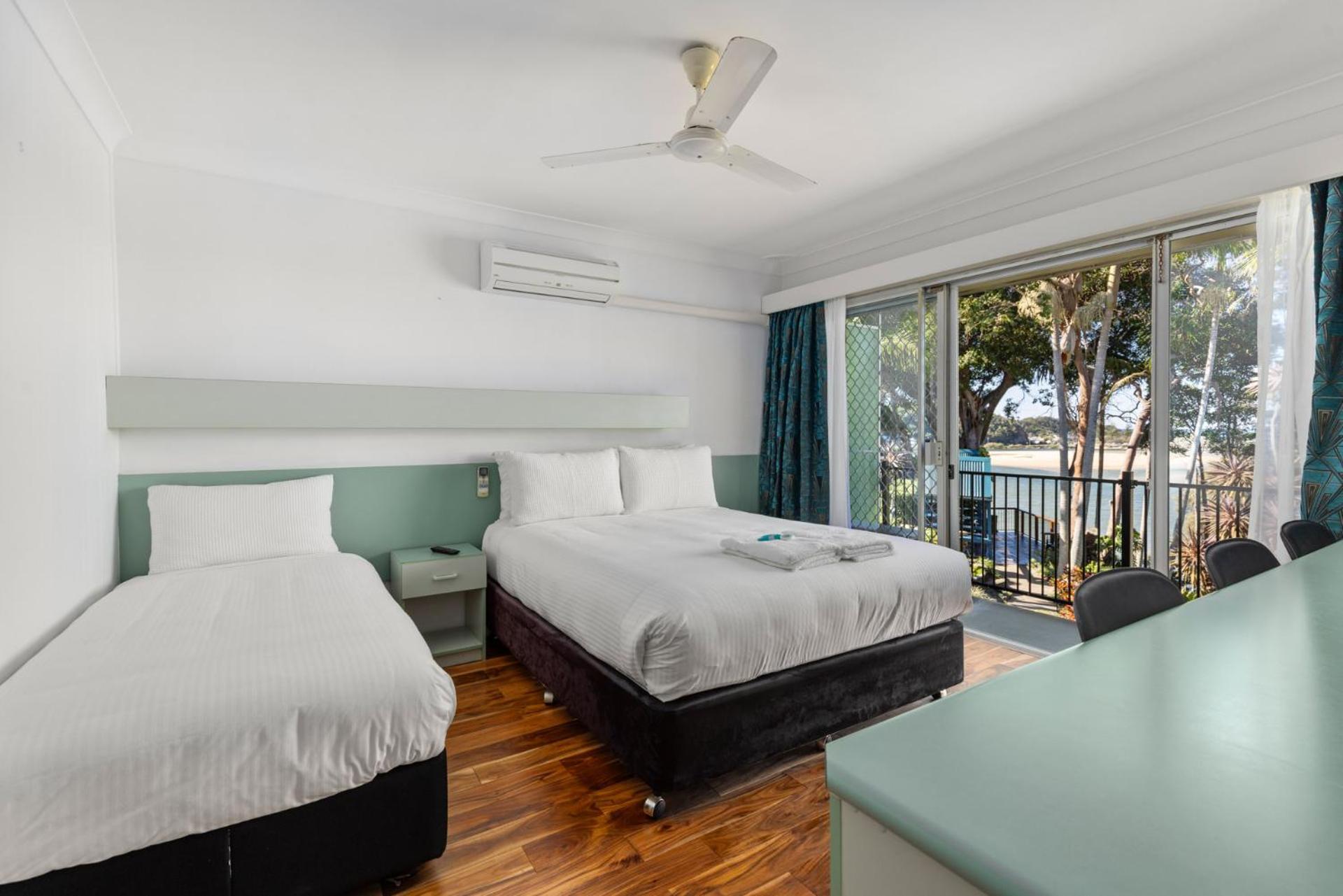 Motel Miramar นัมบัคคาเฮดส์ ภายนอก รูปภาพ