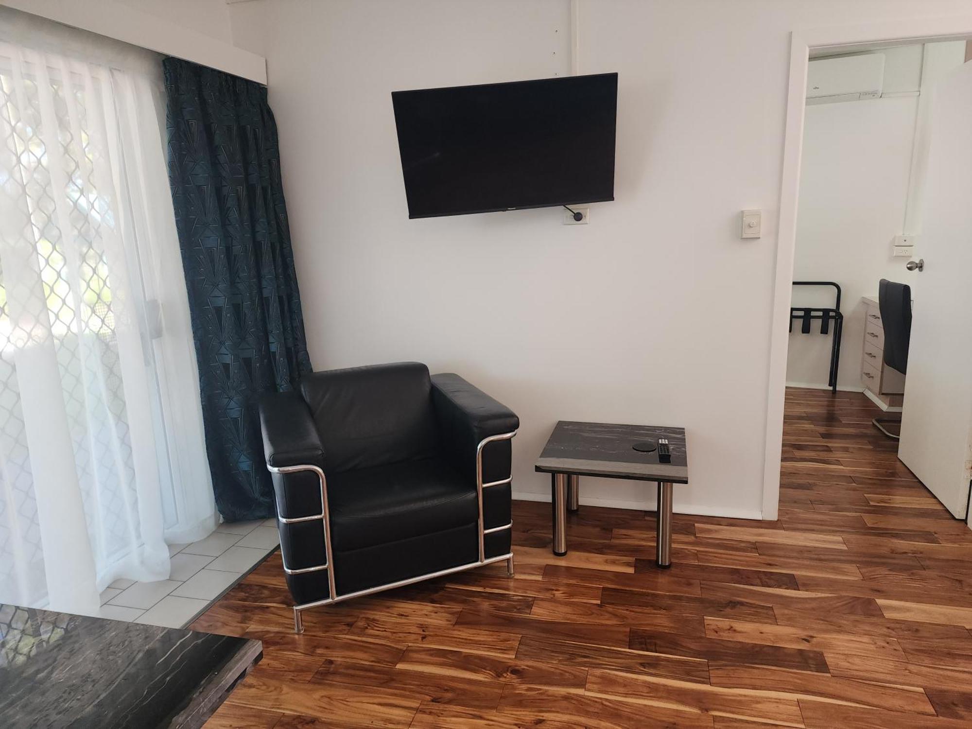 Motel Miramar นัมบัคคาเฮดส์ ภายนอก รูปภาพ