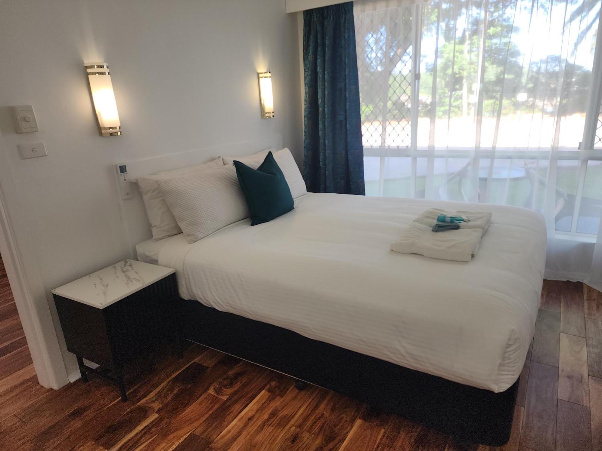Motel Miramar นัมบัคคาเฮดส์ ภายนอก รูปภาพ
