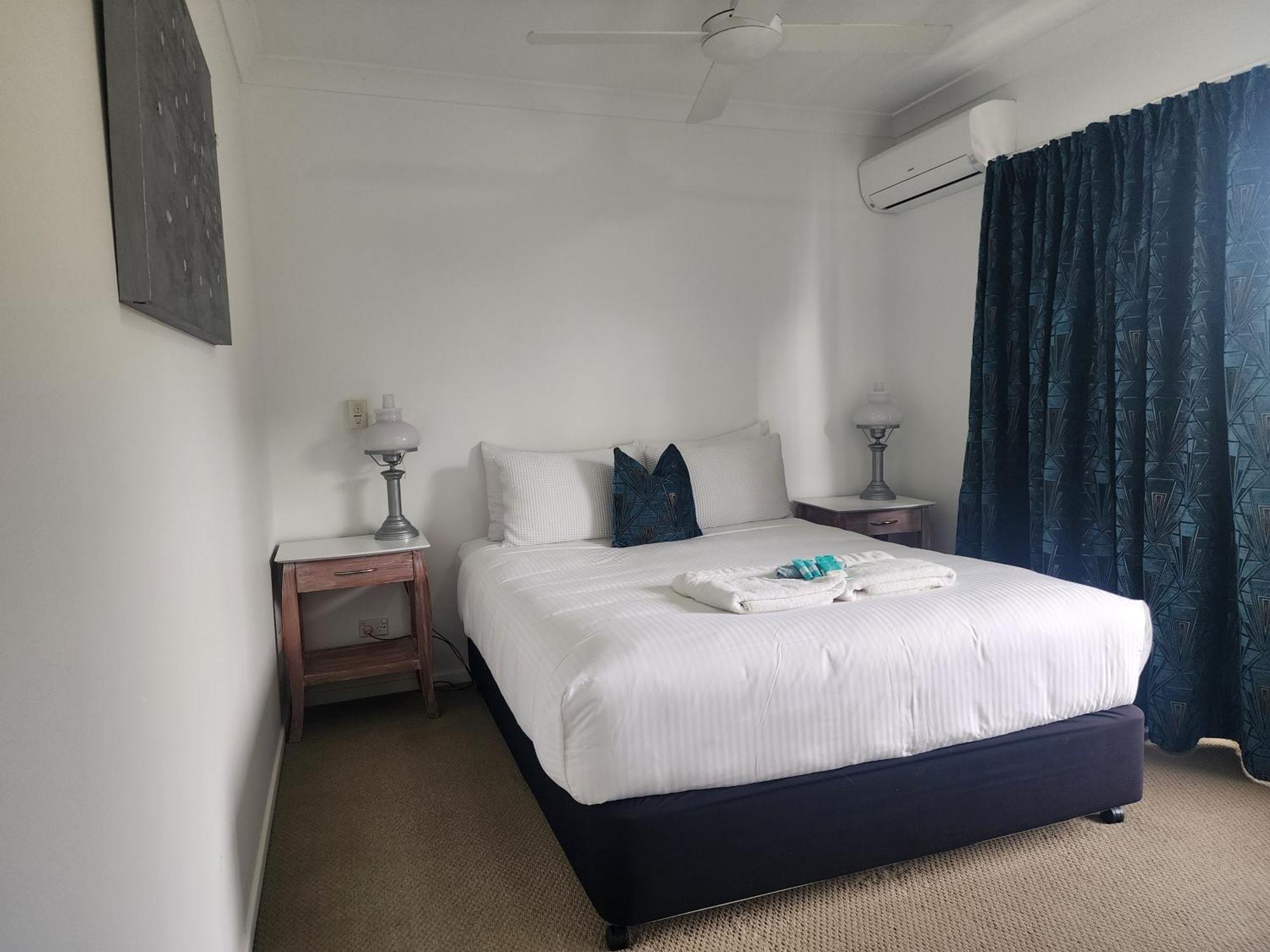 Motel Miramar นัมบัคคาเฮดส์ ภายนอก รูปภาพ